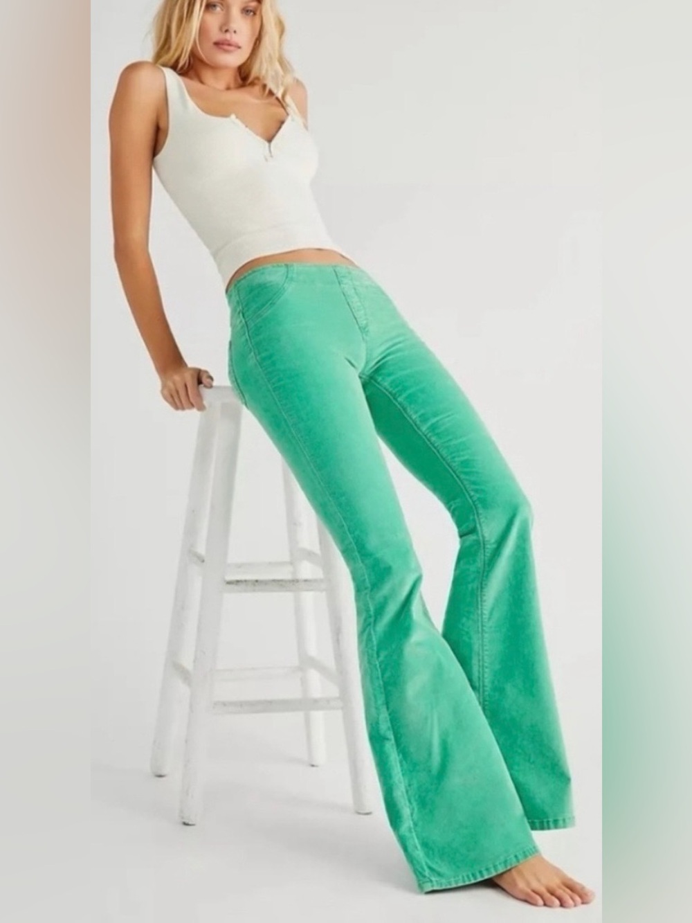 💜Free People We The Free Penny Pull On Kelly Green Corduroy Flare Jeans